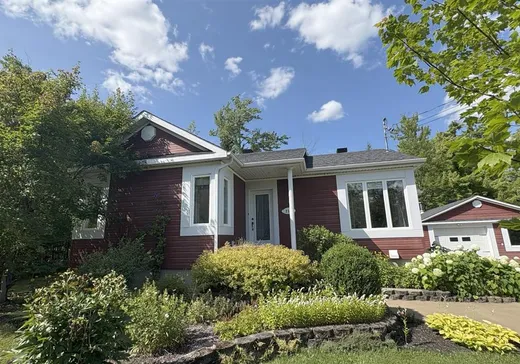 House for sale - 210 Rue des Villas, Sherbrooke, J1N 3H4