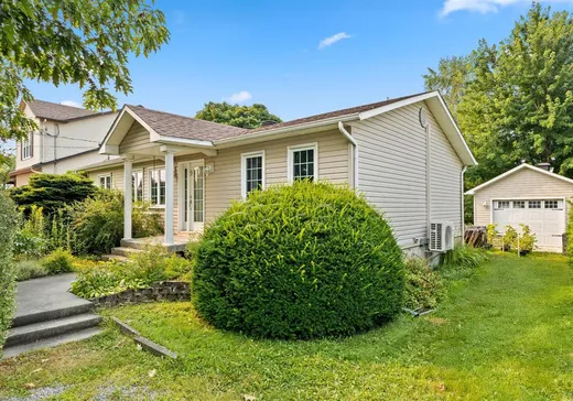 Maison à vendre - 9 Rue de la Croix, Sherbrooke, J1C 0M3