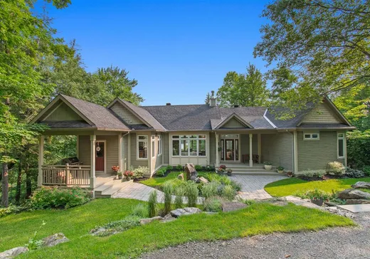 Two or more stories for sale - 1328 Route 105, Wakefield, J9B1P4