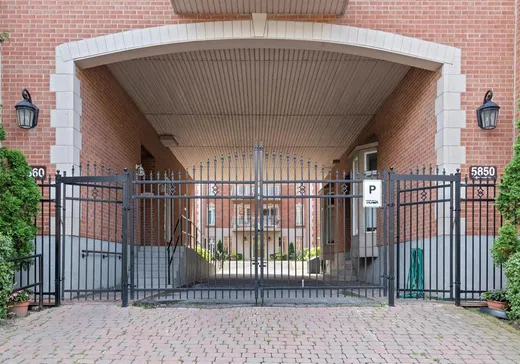 Condo for sale - 5850 Av. de Monkland, App. 303, Montreal (Côte-des-Neiges), H4A1G1