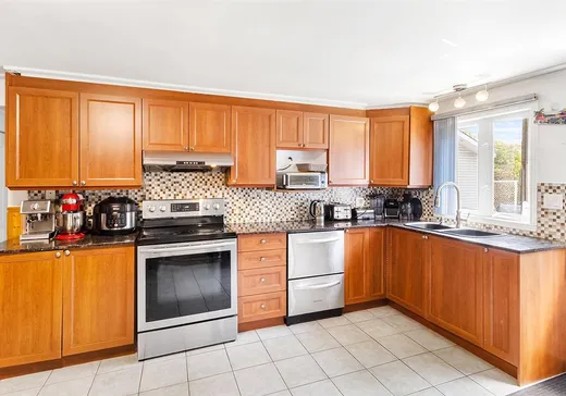 House for sale - 241 75e Avenue, Laval (Chomedey), H7V 2Y3