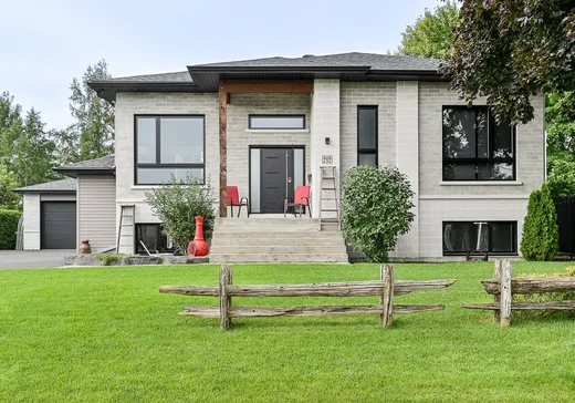 House for sale - 212 Rue St-Paul, Beloeil, J3G 5E4
