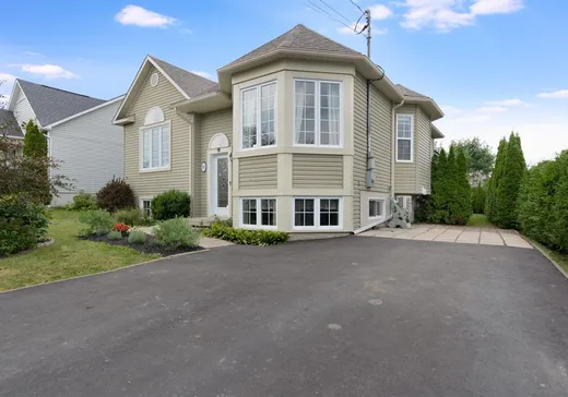 Maison à vendre - 718 Rue St-Édouard, Sherbrooke, J1J 2W7