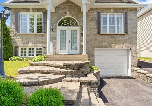Maison à vendre - 6584 Rue de Vénus, Saint-Emile, G3E 2K5