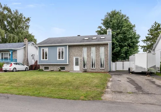 House for sale - 915 Rue Levac, Salaberry-de-Valleyfield, J6S 6S8