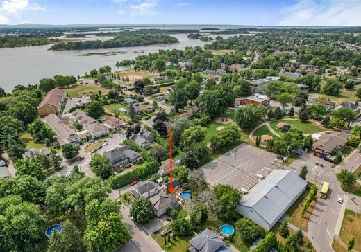 Two or more stories for sale - 8 Rue Joffre, Coteau-du-Lac, J0P1B0