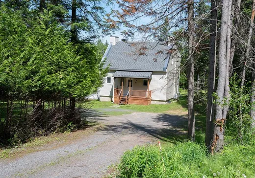 Two or more stories for sale - 19 Ch. du Bel-Air, Saint-Sauveur, J0R1R7