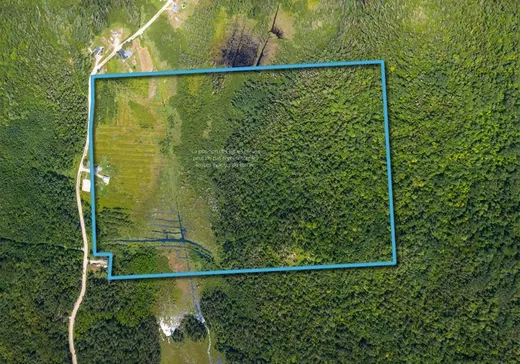 Fermette à vendre - 76 Ch. Lamoureux, Grand-Remous, J0W 1E0