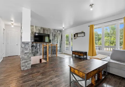Fermette à vendre - 76 Ch. Lamoureux, Grand-Remous, J0W 1E0