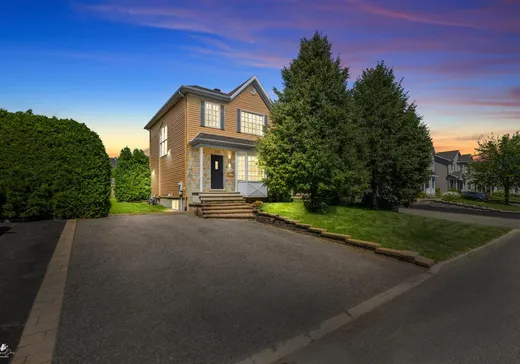 Two or more stories for sale - 2540 Rue de la Rive-Boisée N., Les Saules, G2C2E8