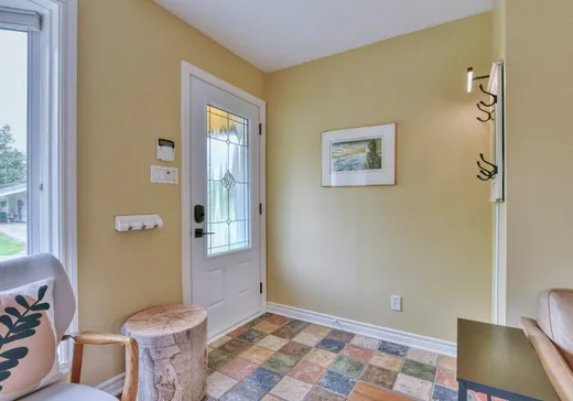 Maison à vendre - 42 Av. de la Vallée, Saint-Sauveur, J0R 1R5