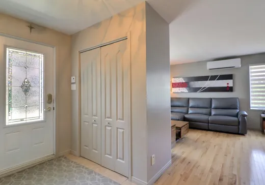 Maison à vendre - 183 Rue Radisson, St-Lambert-De-Lauzon, G0S 2W0
