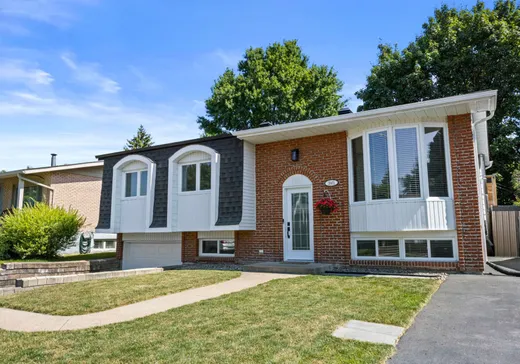 Two or more stories for sale - 3865 Rue Brahms, Brossard, J4Z2W9