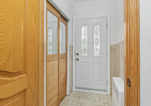Maison à vendre - 11698 Rue Poincaré, Montréal (Ahuntsic/Cartierville), H3L 3L7