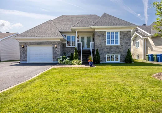 Bungalow à vendre - 380 Av. Joseph-Giffard, Beauport, G1C8C7