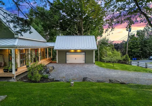 Maison à vendre - 2240 Route 143, Hatley, J0B 4B0