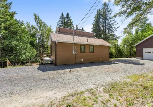 House for sale - 6 Ch. de la Montagne, St-Malachie, G0R 3N0
