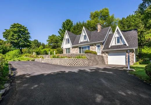 Maison à vendre - 1 Côte Nicole, Sainte-Anne-de-Beaupré, G0A 3C0