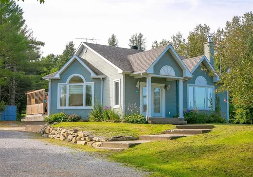 Bungalow for sale - 280 Route 257, Lingwick, J0B2Z0