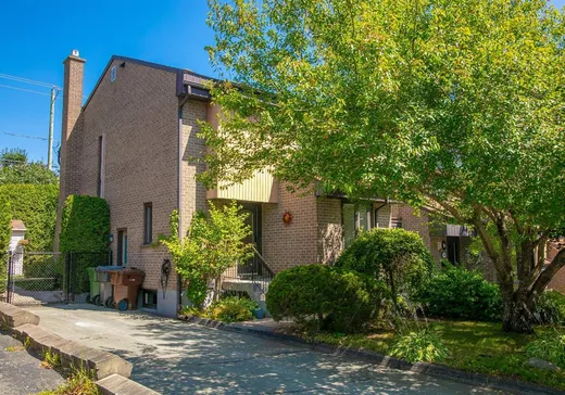 Two or more stories for sale - 2805 Rue des Chênes, Les Nations, J1L1T4