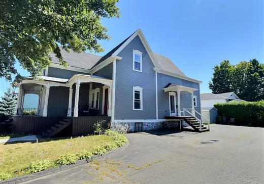 Maison à vendre - 2133 Av. St-Louis, Plessisville, G6L 2N8