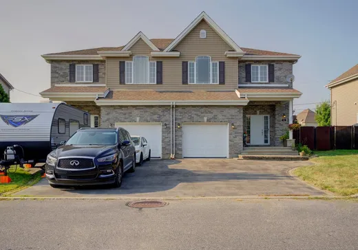 Un étage et demi à vendre - 62 Rue Champlain, Les Cedres, J7T0C6