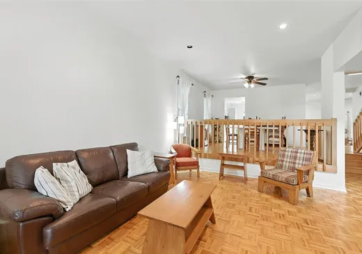 Maison à vendre - 1999 Rue Angèle, Saint-Jérôme, J5L 1B5