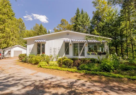 Bungalow for sale - 700 Rue Lépine, Saint-Casimir, G0A3L0