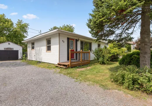 Maison à étages à vendre - 40 Rue de la Plage, Lavaltrie, J5T1E8