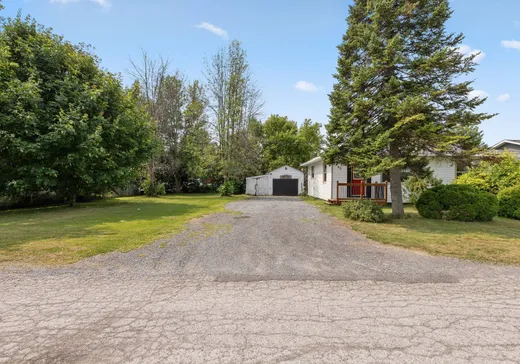 Maison à vendre - 40 Rue de la Plage, Lavaltrie, J5T 1E8