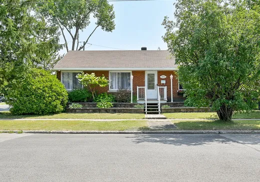 Maison à étages à vendre - 370 Rue de Fontainebleau S., Longueuil, J4L2X4