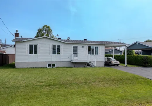 House for sale - 140 Rue Dufort, Drummondville, J2E 1C5