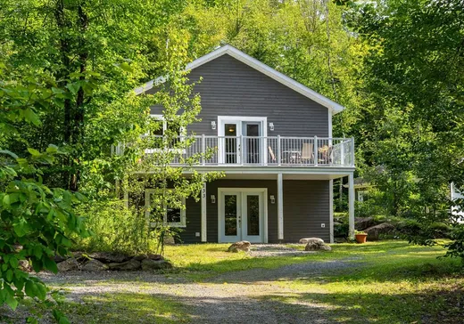 Maison à étages à vendre - 133 Rue Demers, Magog, J1X4P8