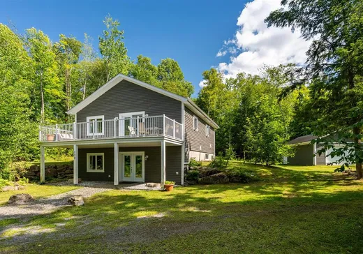 Maison à vendre - 133 Rue Demers, Magog, J1X 4P8