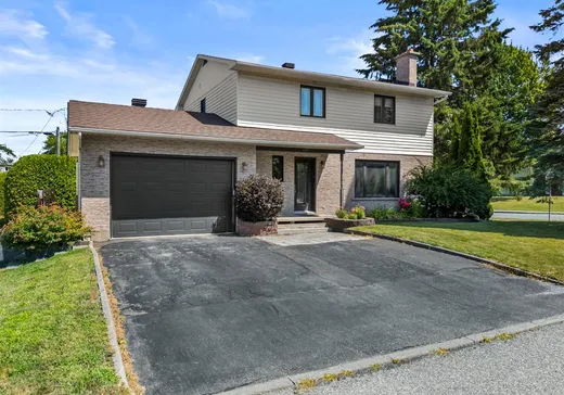 Maison à vendre - 1065 Rue des Jacinthes, Sherbrooke, J1E 1J9