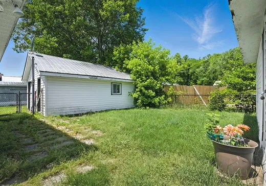 Maison à vendre - 35 Rue Robinson, Waltham, J0X 3H0
