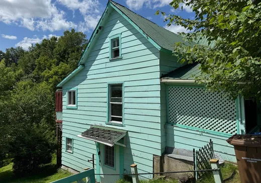 Maison à vendre - 916 Rue Main, Magog, J0B 1C0