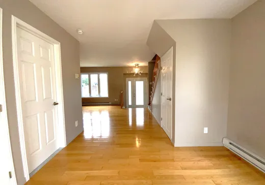 Maison à vendre - 285 Rue Garneau, Joliette, J6E 8R2