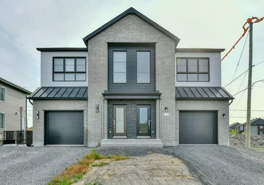 Maison à étages à vendre - 494 Rue du Muscat, Sainte-Marthe-sur-le-Lac, J0N1P0