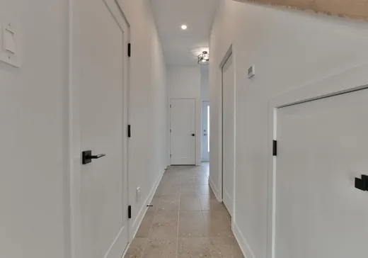 Maison à vendre - 494 Rue du Muscat, Sainte-Marthe-sur-le-Lac, J0N 1P0