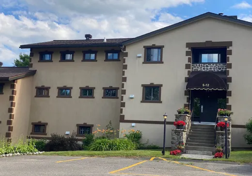 Condo à vendre - 280 Rue de Grenoble 10, Sainte-Adèle, J8B2X3