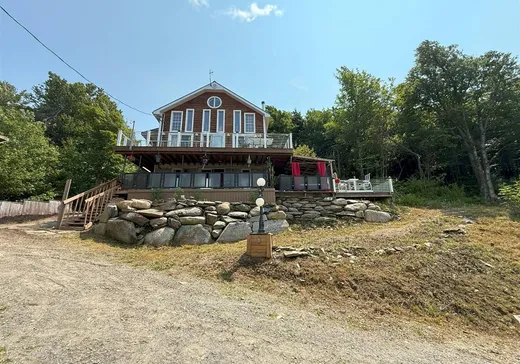 Maison à vendre - 60 Ch. Charles-E., Notre-Dame-Des-Boies, J0B 2E0