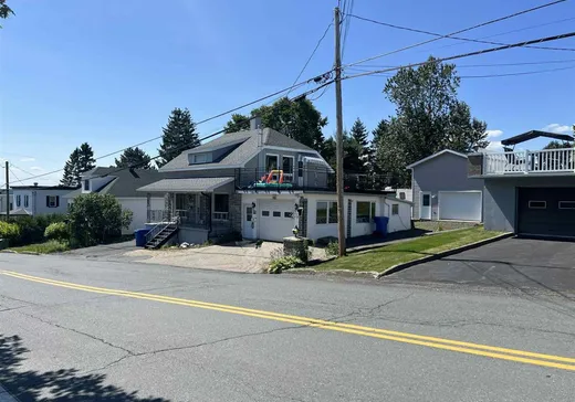 Maison à vendre - 282 2e Avenue, Lac-Etchemin, G0R 1S0