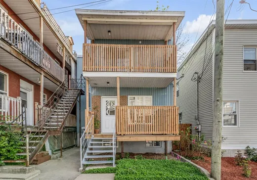 Two or more stories for sale - 247 108e Rue, Beauport, G1C3C9