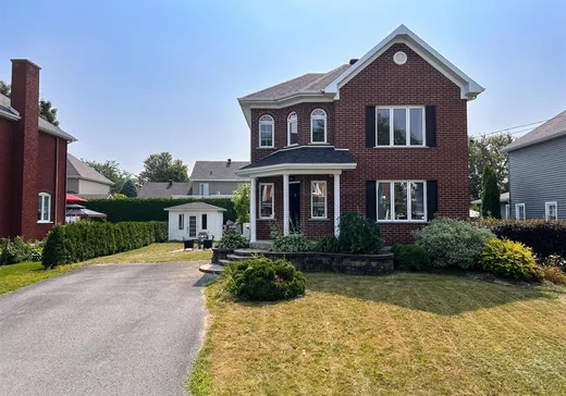 Maison à étages à vendre - 178 Rue des Trembles, Victoriaville, G6T1W8
