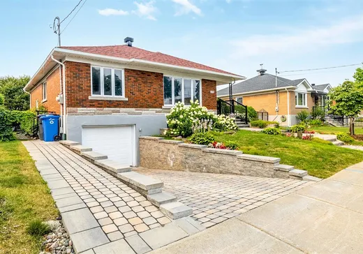 Bungalow for sale - 370 Rue Petit, Montreal (Saint-Laurent), H4N2H6