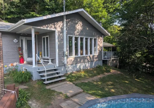 Bungalow à vendre - 3145 Ch. des Cascades, Saint-Damien, J0K2E0
