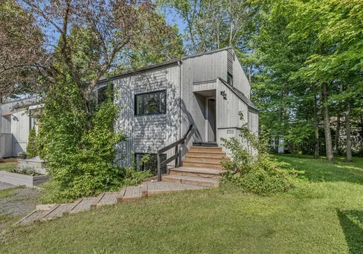 Two or more stories for sale - 3755 Rue Labonté, Quebec City, G1W4X1