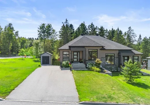 Bungalow for sale - 133 Av. de l'Ail-des-Bois, Orford, J1X0S9