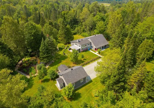Maison à vendre - 517 Ch. du Grand-Bois, St-Etienne-De-Bolton, J0E 2E0